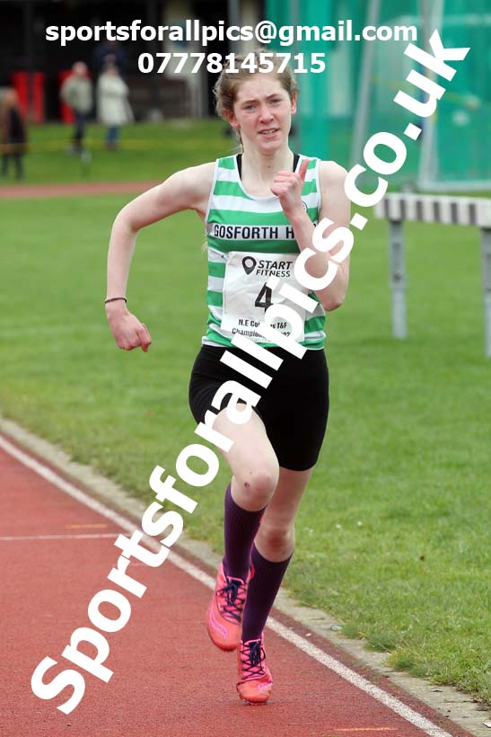 800 metres, NECAA Open Meeting, Morpeth, Sunday, October 18th. David T. Hewitson/Sports for All Pics
